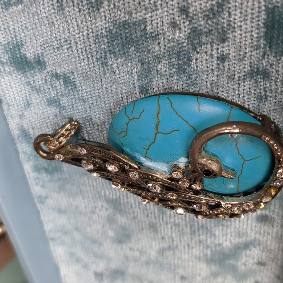 Vintage Peacock Pendant Rhinestone  Turquoise Feathers Statement Jewelry - Picture 4 of 9